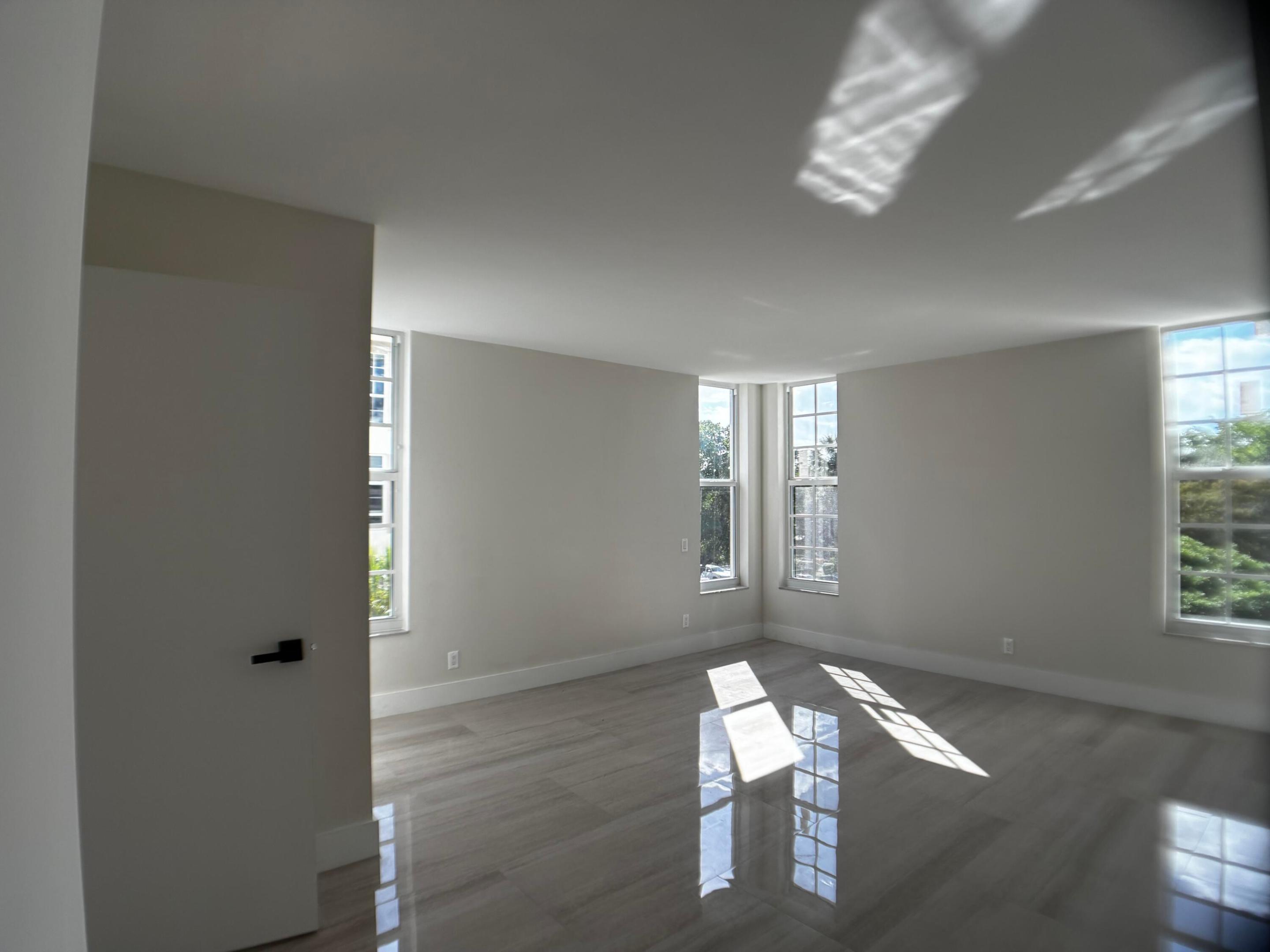 NO 78 PALM-AIRE COUNTRY CLUB - Residential