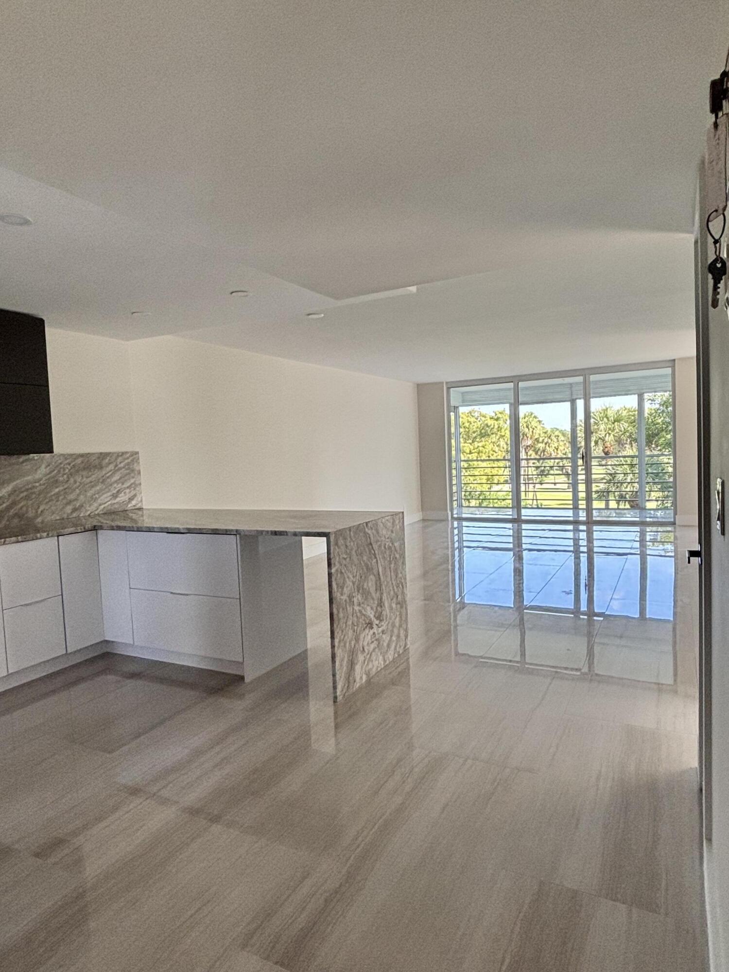 NO 78 PALM-AIRE COUNTRY CLUB - Residential