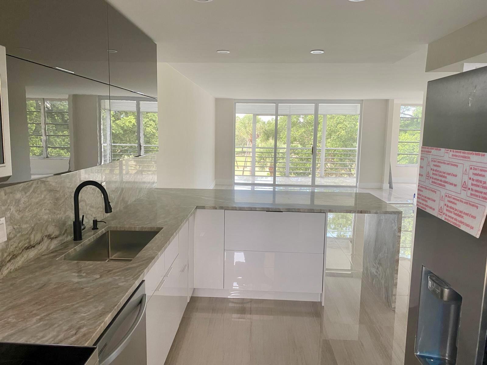 NO 78 PALM-AIRE COUNTRY CLUB - Residential