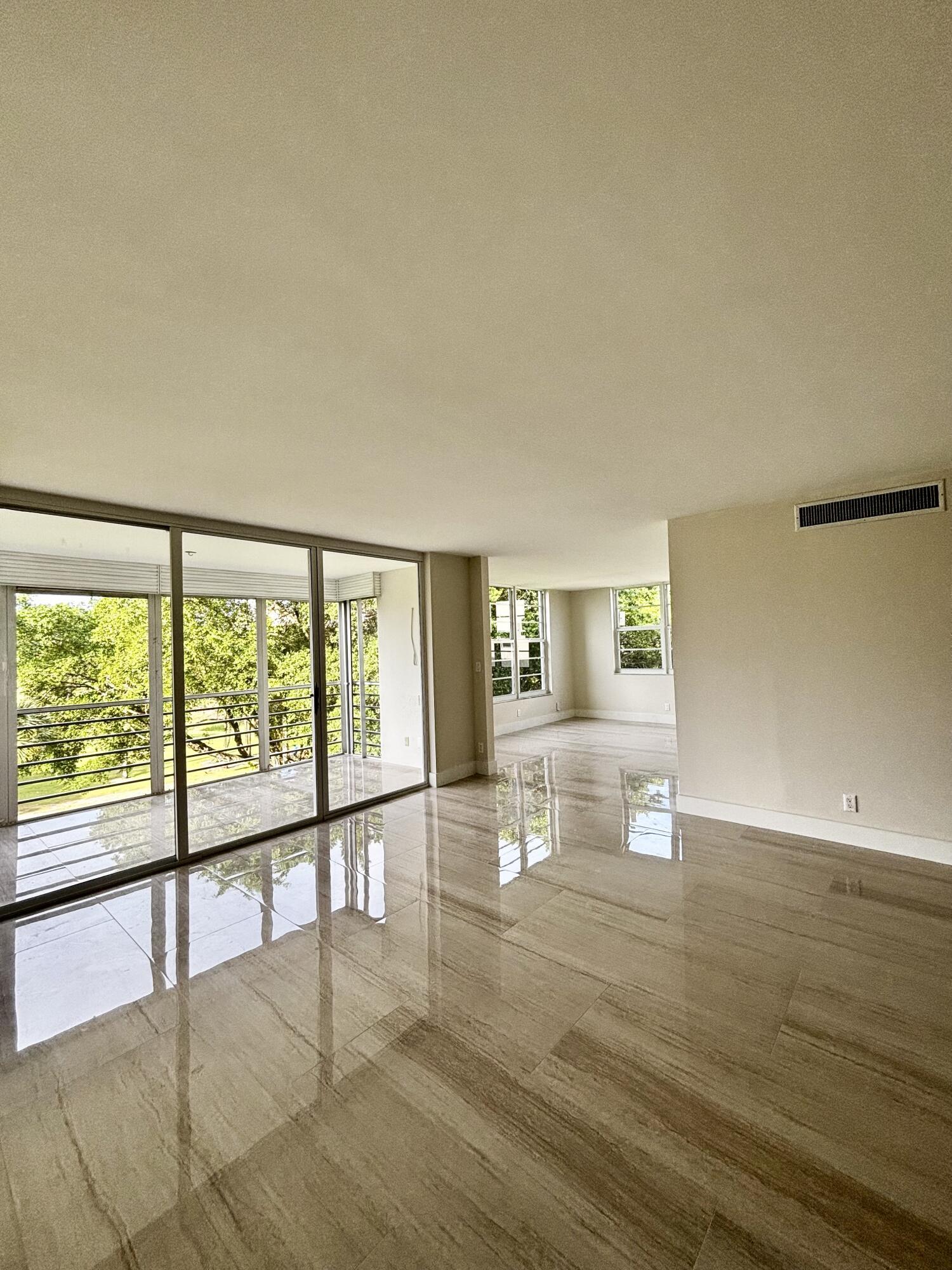 NO 78 PALM-AIRE COUNTRY CLUB - Residential