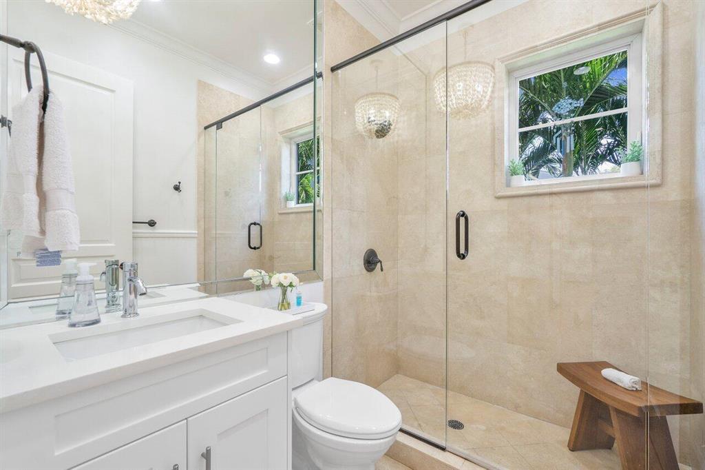 SHORE VIEW - Residential