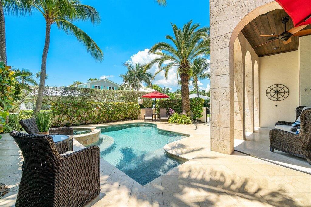 SHORE VIEW - Residential