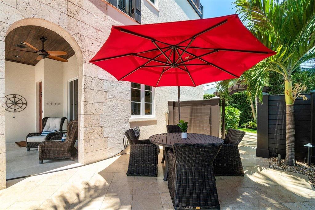 SHORE VIEW - Residential