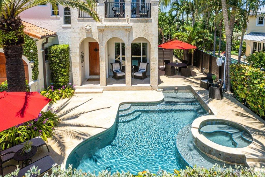 SHORE VIEW - Residential