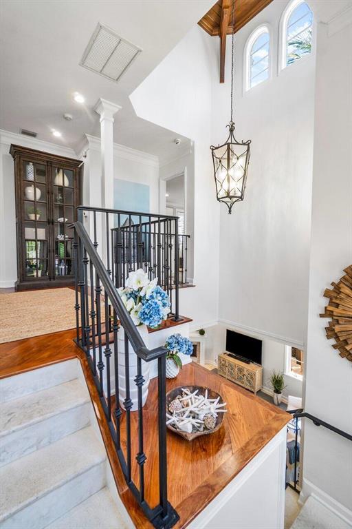 SHORE VIEW - Residential