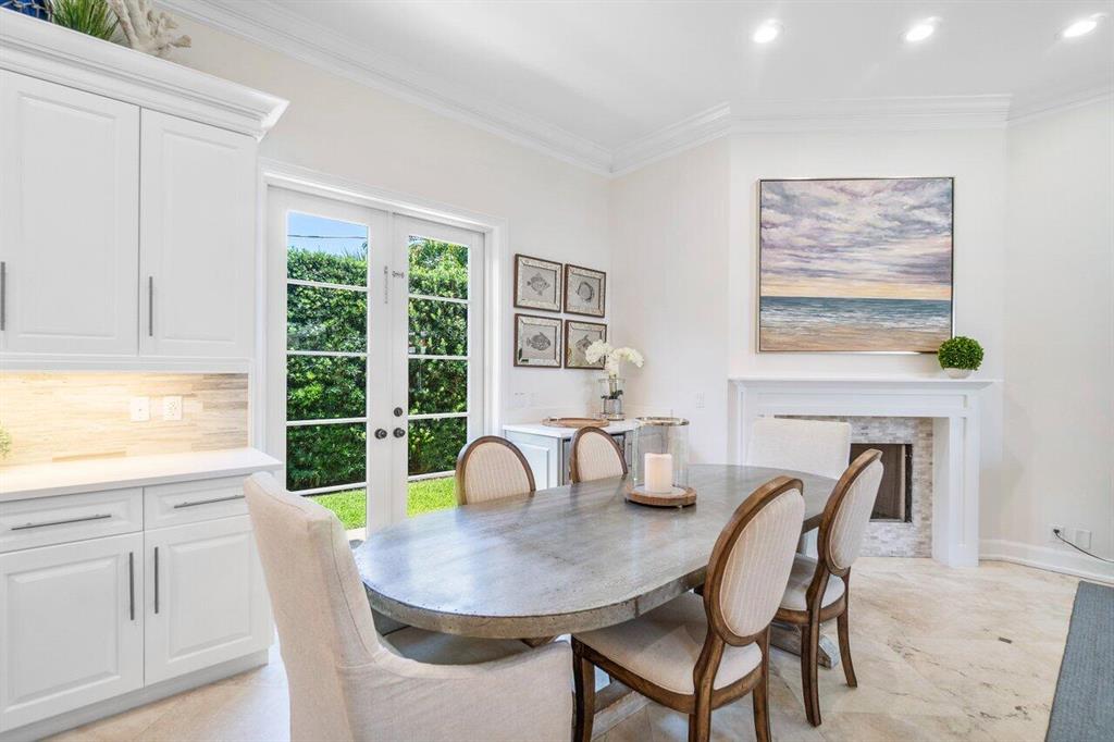 SHORE VIEW - Residential