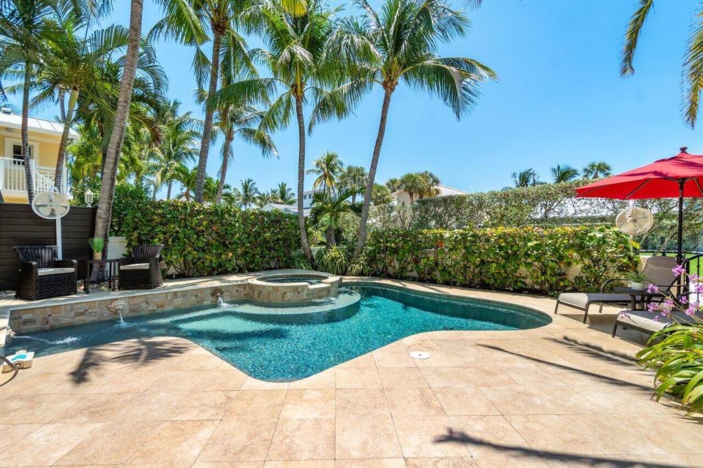 SHORE VIEW - Residential