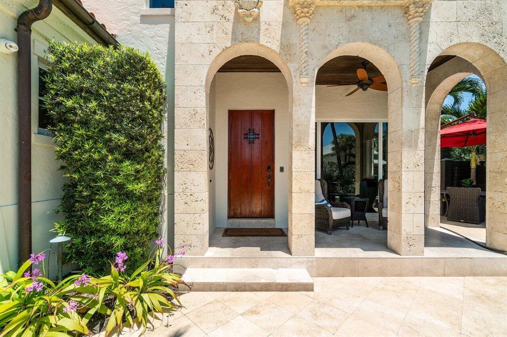 SHORE VIEW - Residential