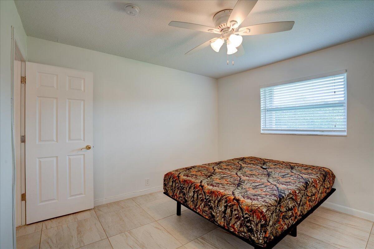 COUNTRY MANORS CONDO - Residential