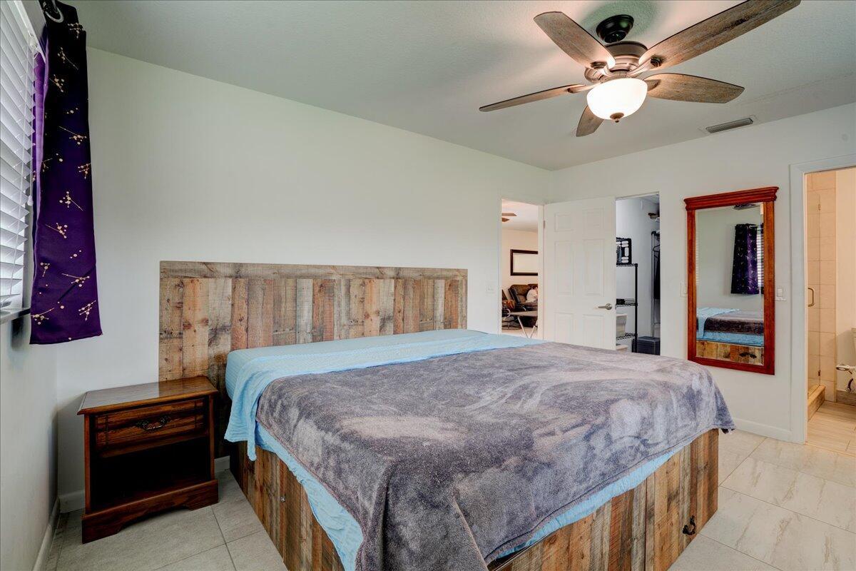 COUNTRY MANORS CONDO - Residential