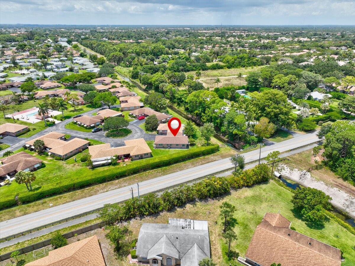 COUNTRY MANORS CONDO - Residential