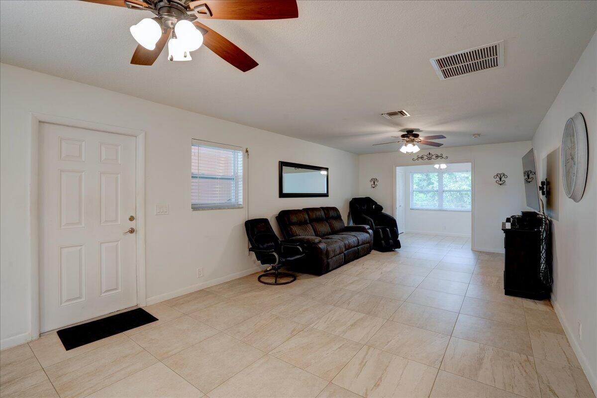 COUNTRY MANORS CONDO - Residential