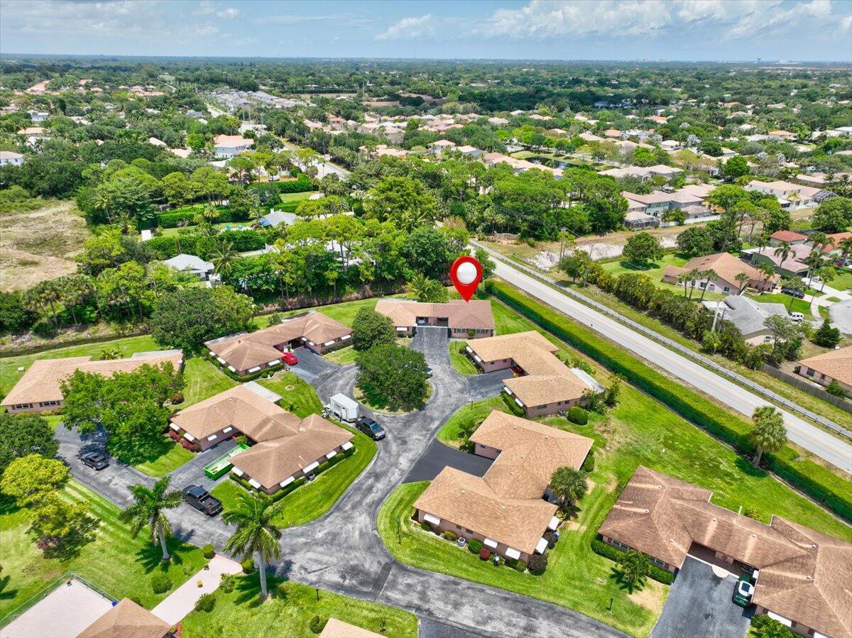 COUNTRY MANORS CONDO - Residential