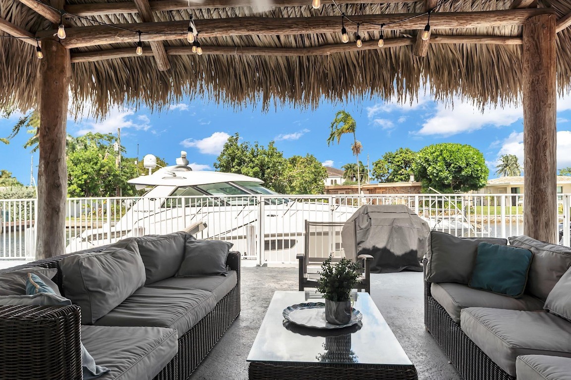 Pompano Isles 27-15 B - Residential Lease