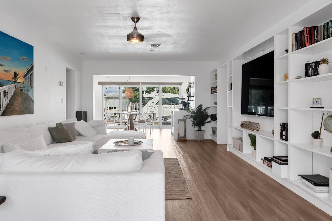 Pompano Isles 27-15 B - Residential Lease