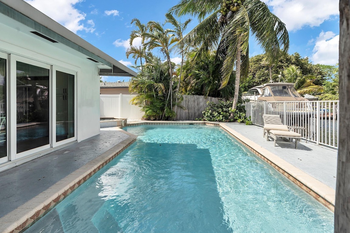 Pompano Isles 27-15 B - Residential Lease