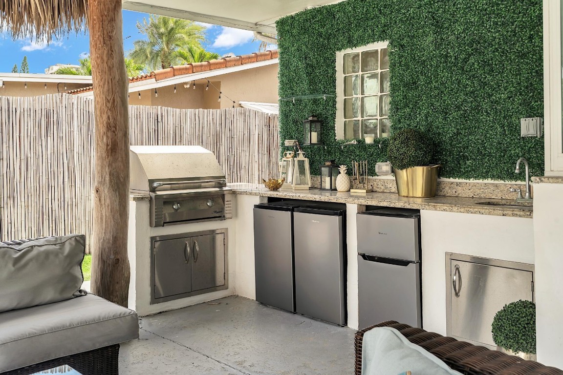 Pompano Isles 27-15 B - Residential Lease