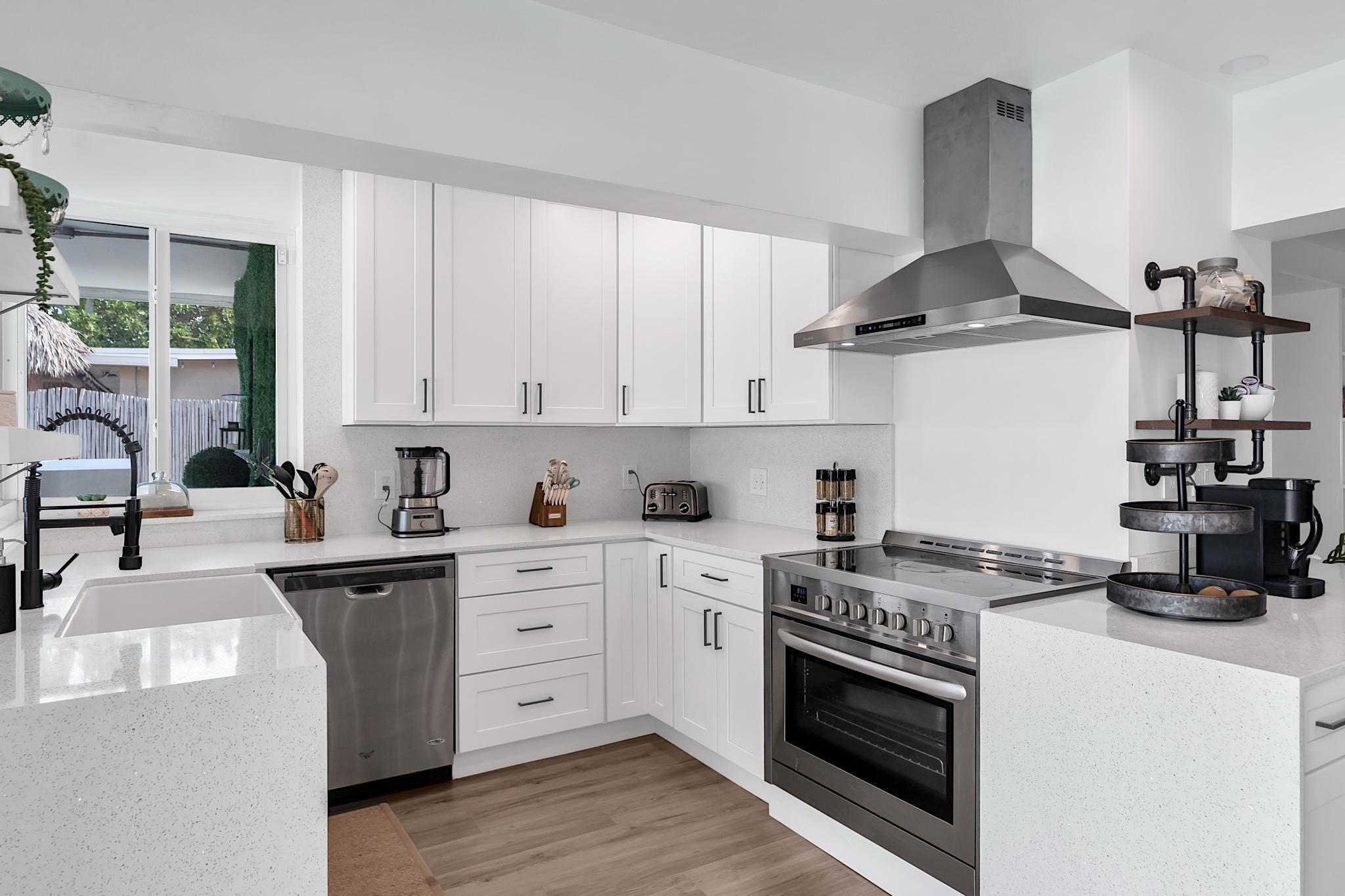 Pompano Isles 27-15 B - Residential Lease