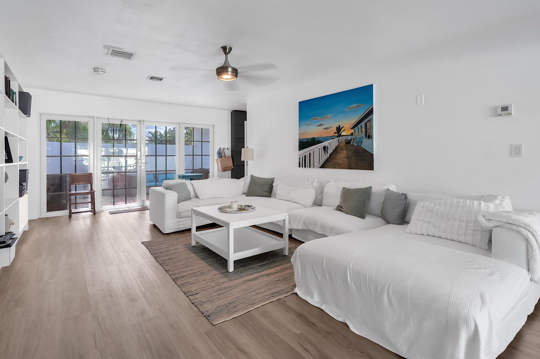 Pompano Isles 27-15 B - Residential Lease