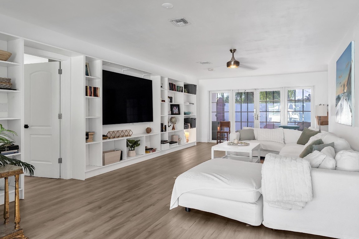 Pompano Isles 27-15 B - Residential Lease