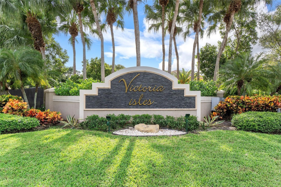 Victoria Isles - Residential