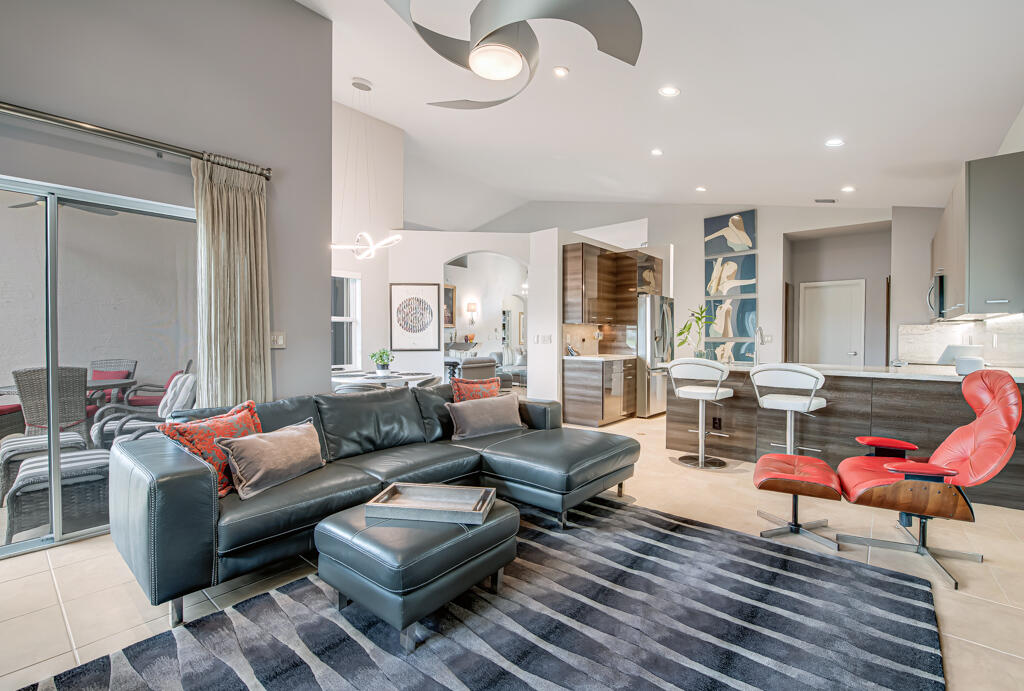 VENETIAN ISLES - Residential