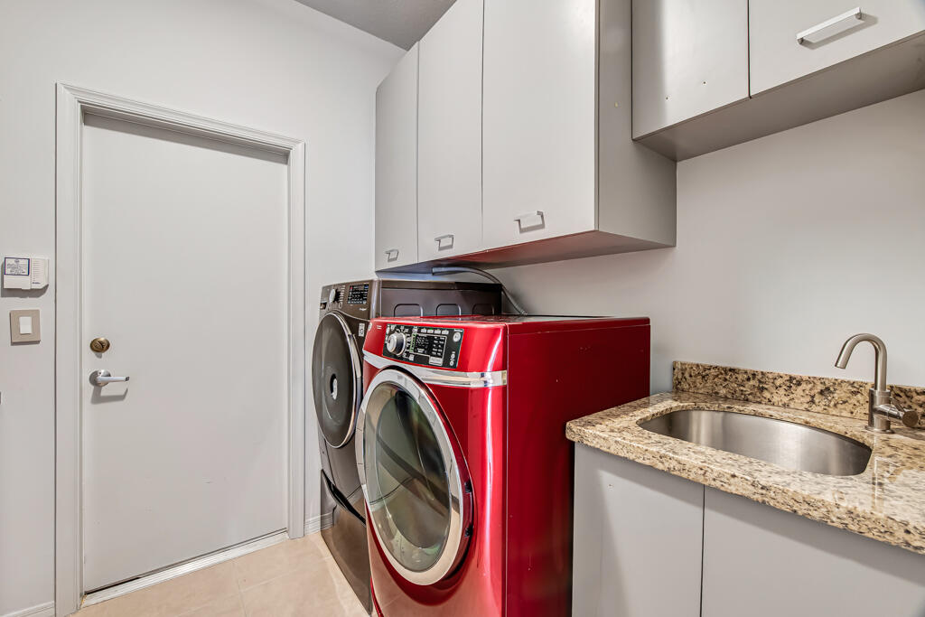 VENETIAN ISLES - Residential