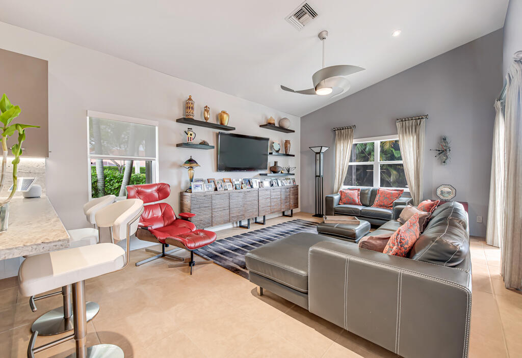 VENETIAN ISLES - Residential