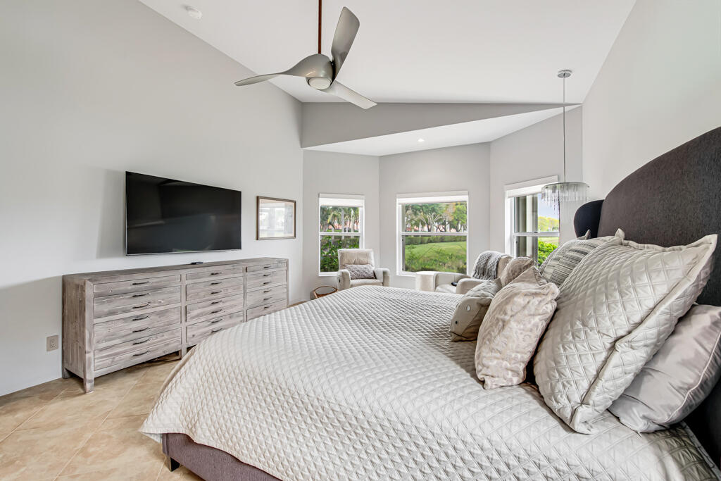 VENETIAN ISLES - Residential