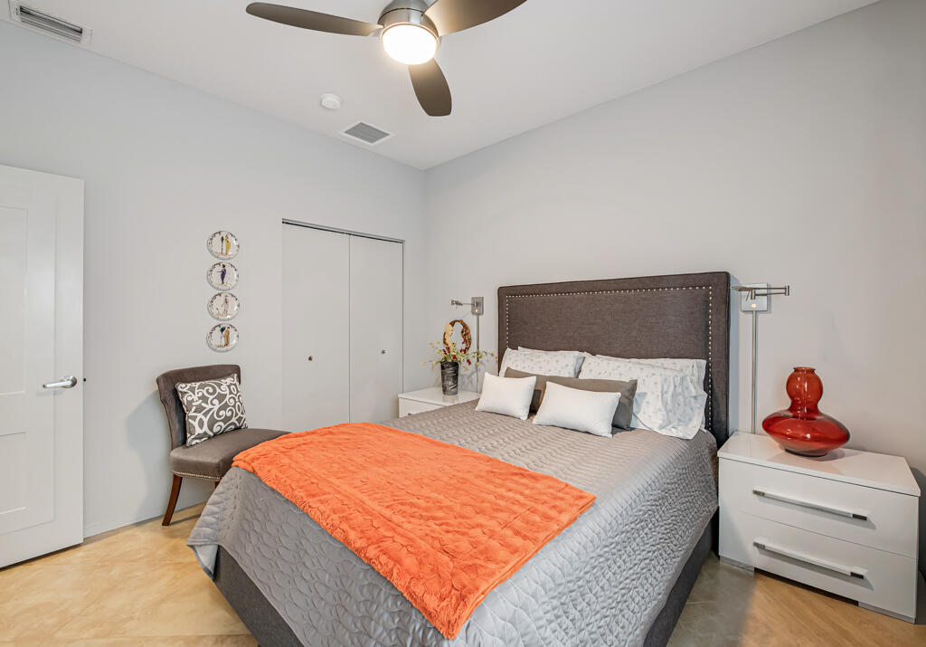 VENETIAN ISLES - Residential