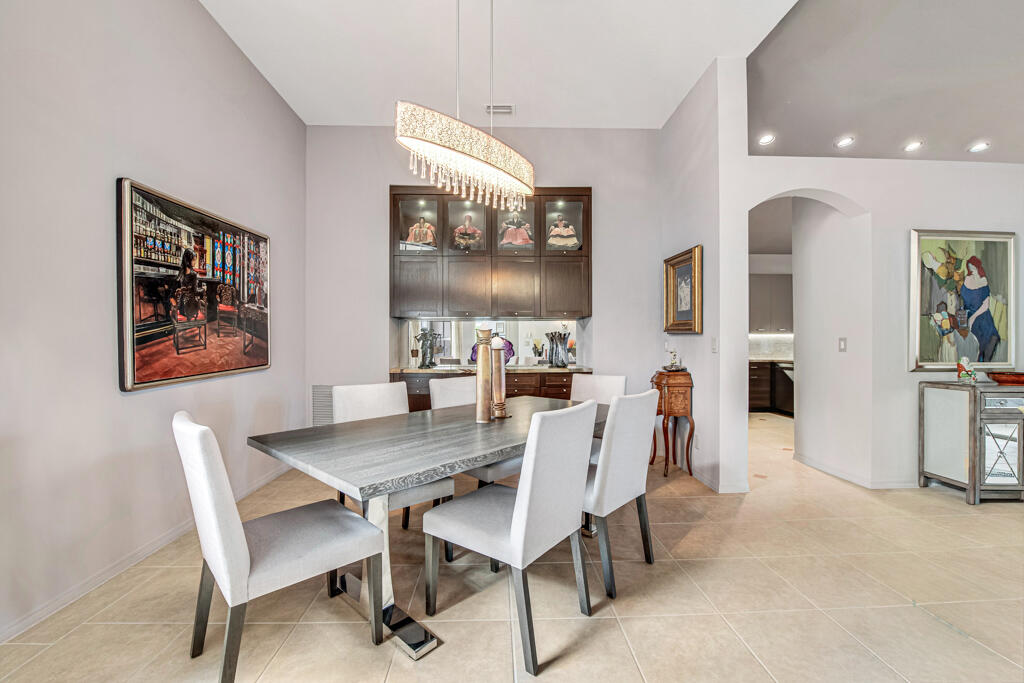 VENETIAN ISLES - Residential