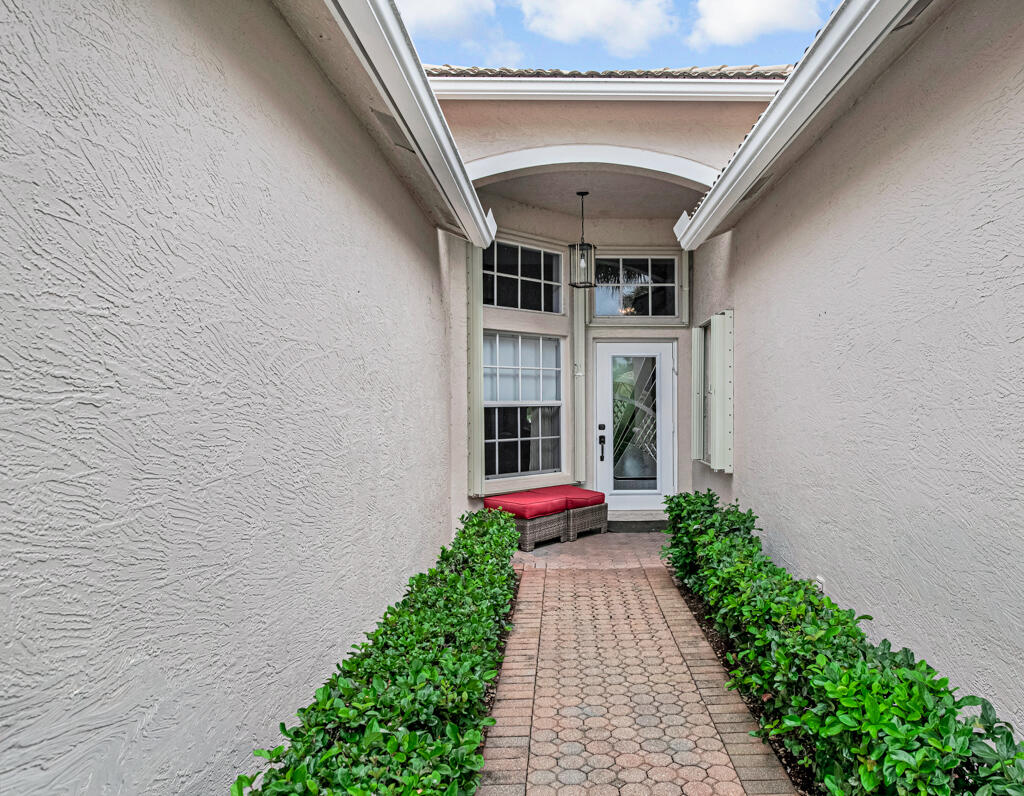 VENETIAN ISLES - Residential