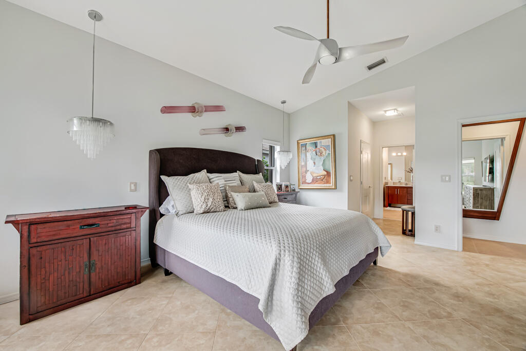 VENETIAN ISLES - Residential