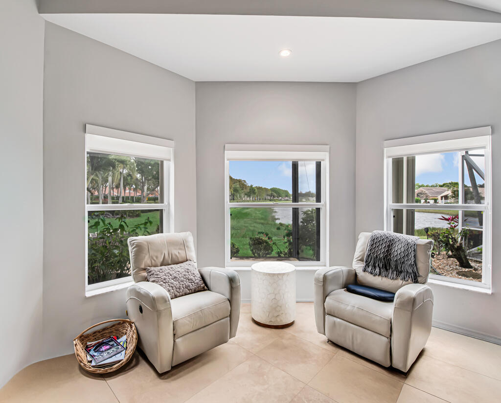 VENETIAN ISLES - Residential