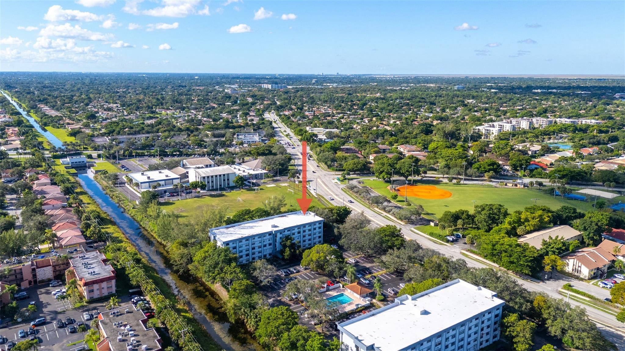 TOWER CLUB - Residential