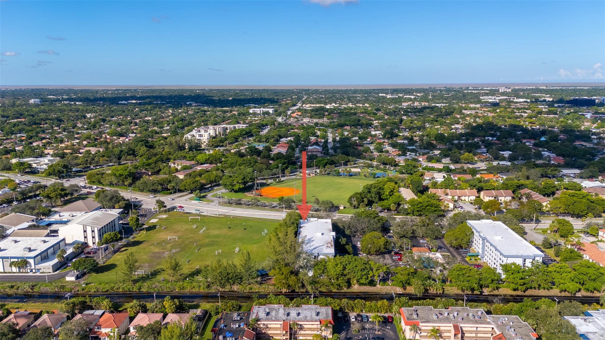 TOWER CLUB - Residential