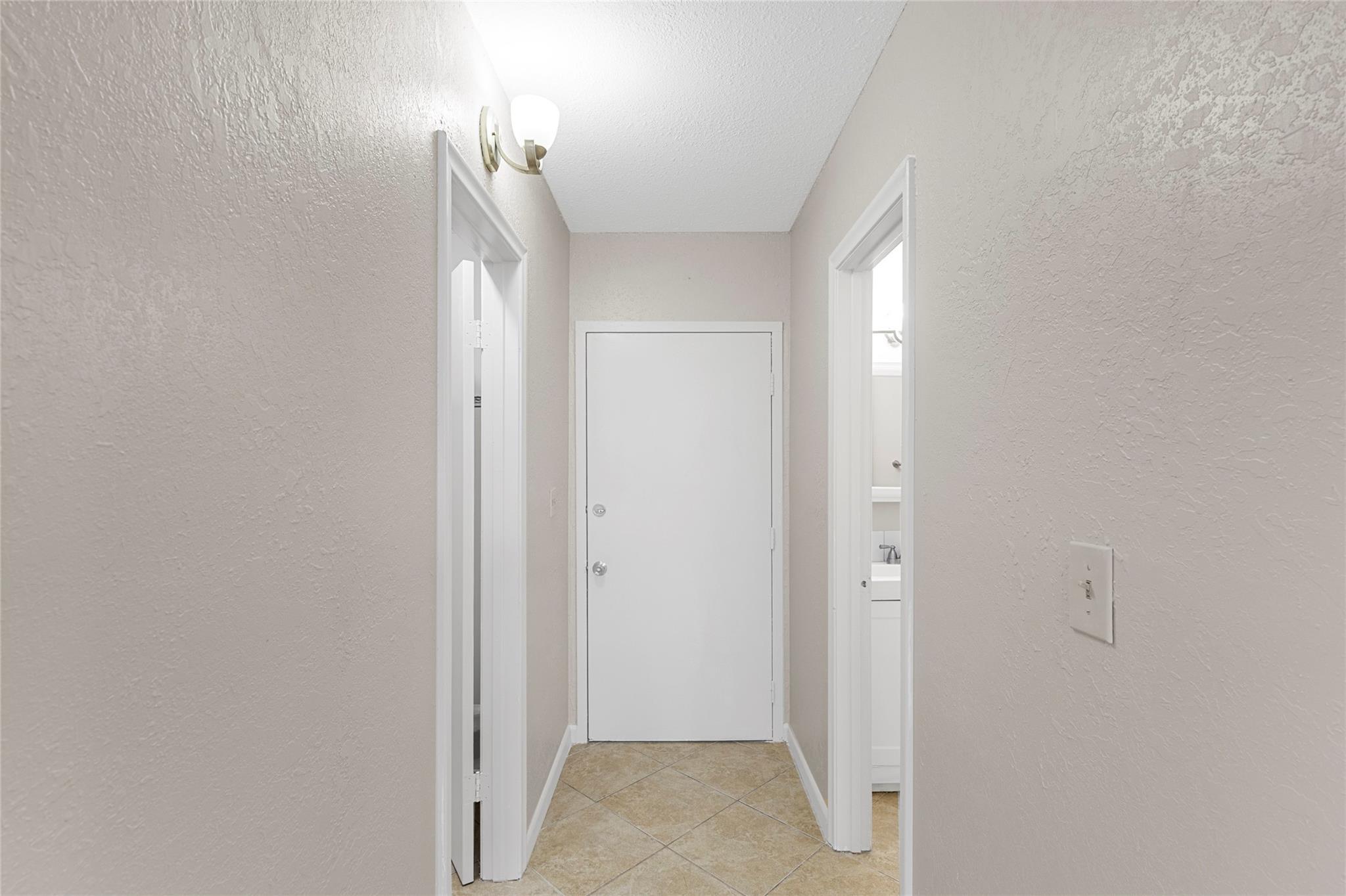 TOWER CLUB - Residential