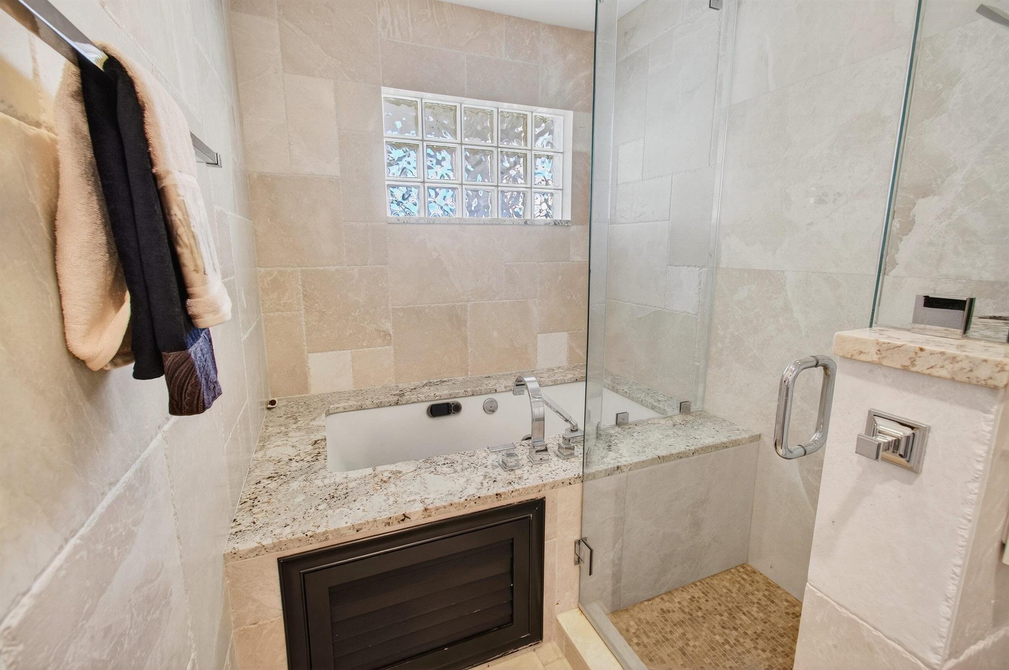 NAUTICA SOUND 2 - Residential Lease