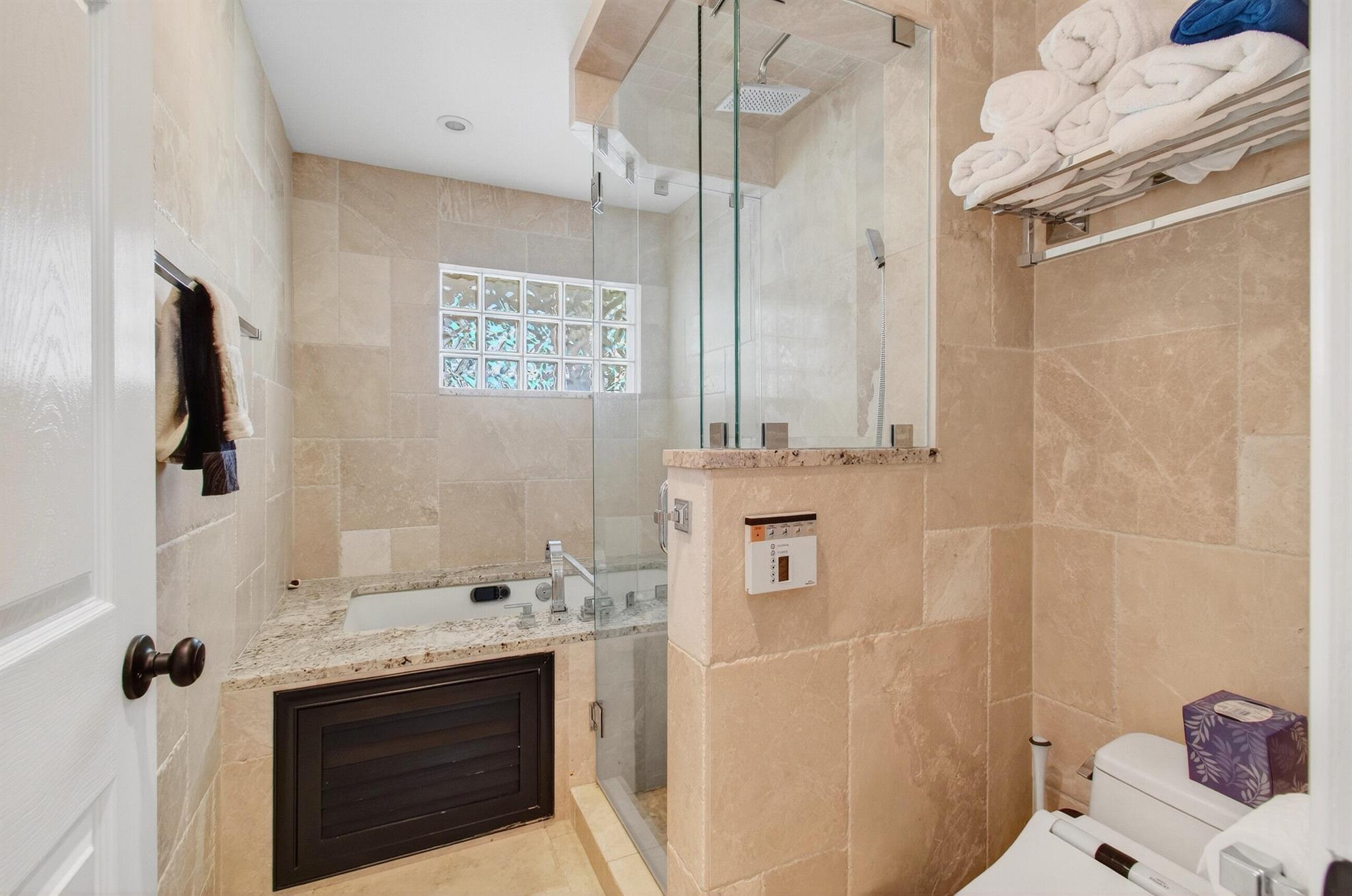 NAUTICA SOUND 2 - Residential Lease