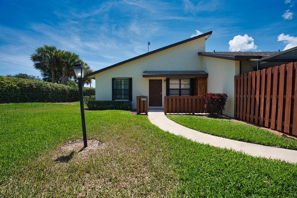Photo of 8060 SE Villa Circle, Hobe Sound, FL 33455 (MLS # R10880104)