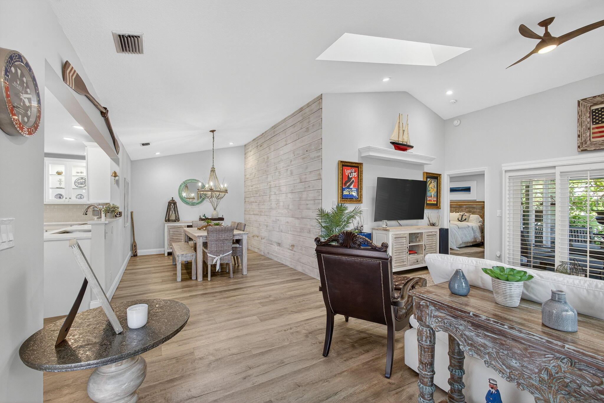 VILLAS OF OCEAN DUNES 4 - Residential