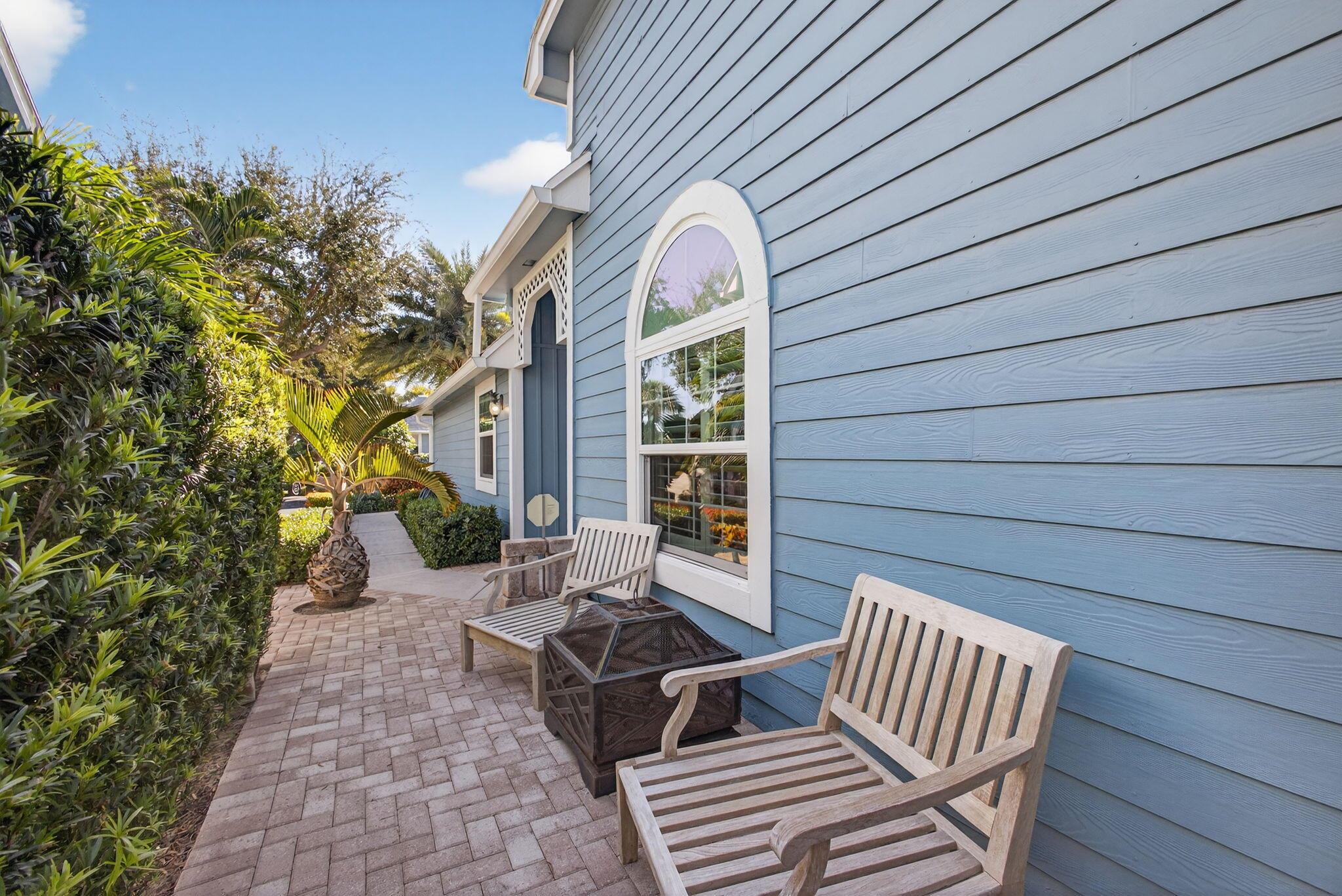 VILLAS OF OCEAN DUNES 4 - Residential