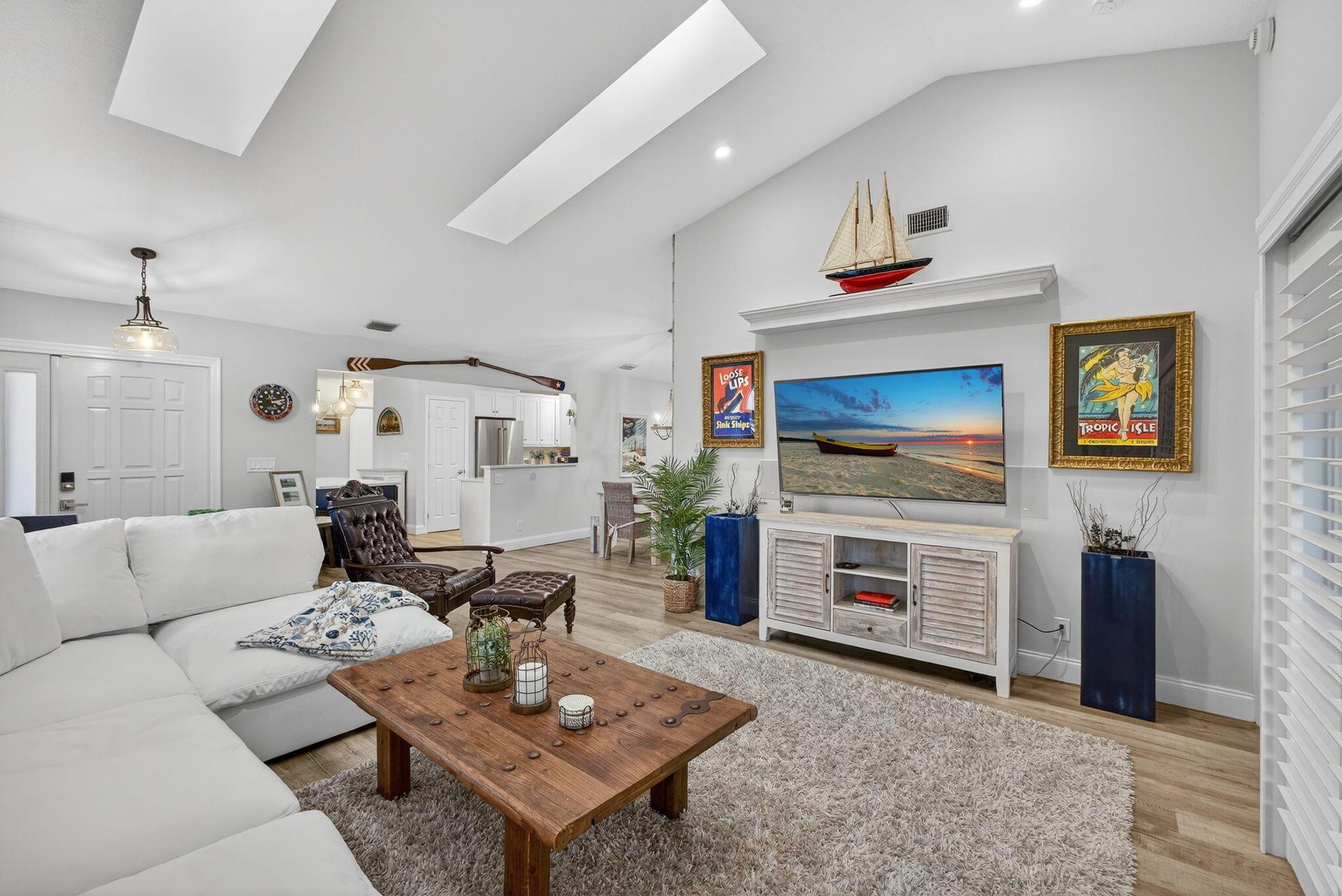 VILLAS OF OCEAN DUNES 4 - Residential