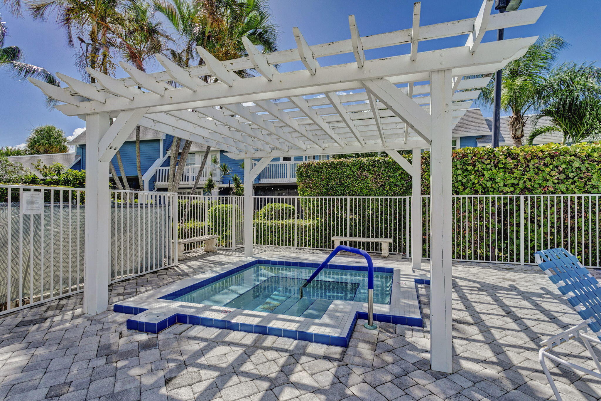 VILLAS OF OCEAN DUNES 4 - Residential