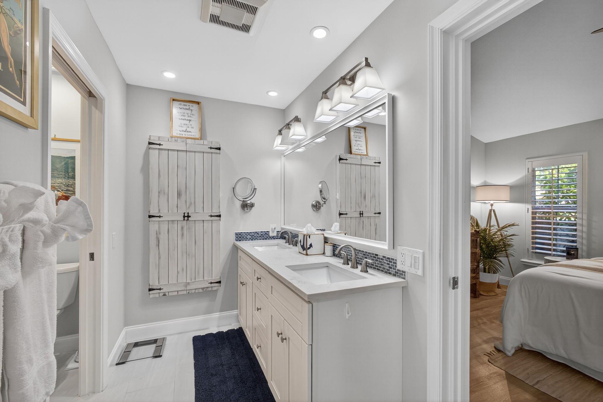 VILLAS OF OCEAN DUNES 4 - Residential