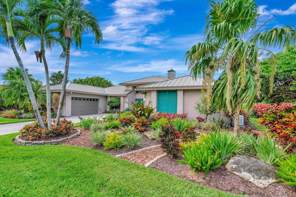 Photo of 4194 SW Gleneagle Circle, Palm City, FL 34990 (MLS # R11133813)