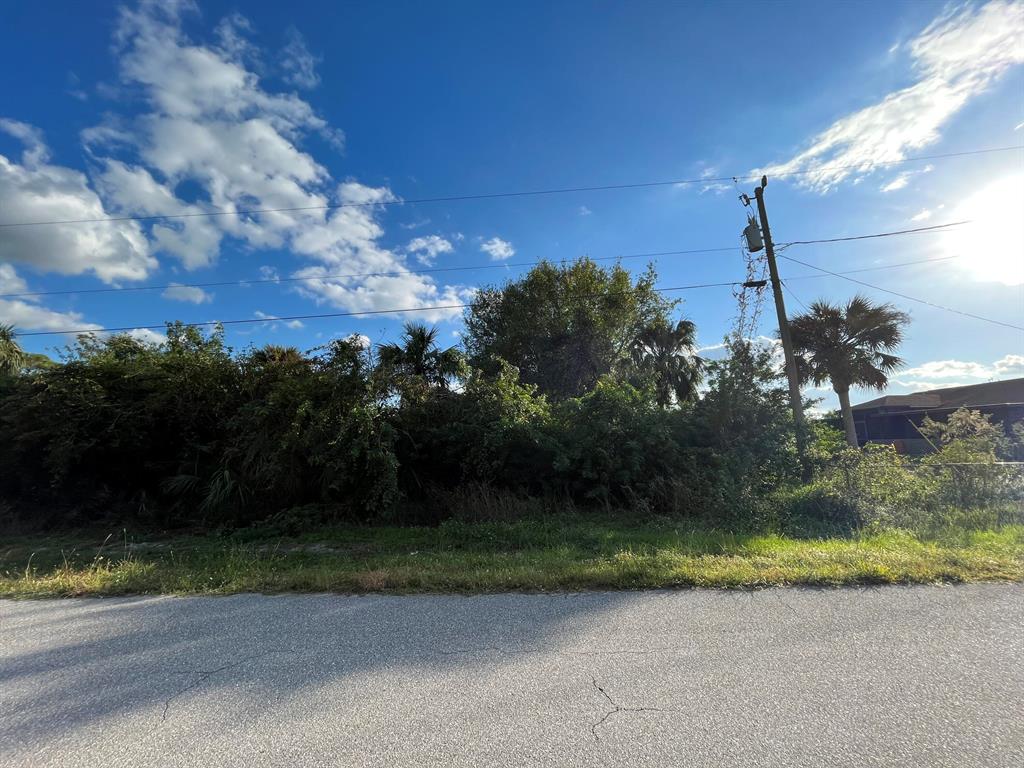 LEHIGH ACRES UNIT 12 - Land