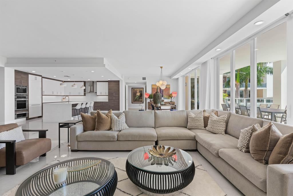 AZURE CONDO - Residential