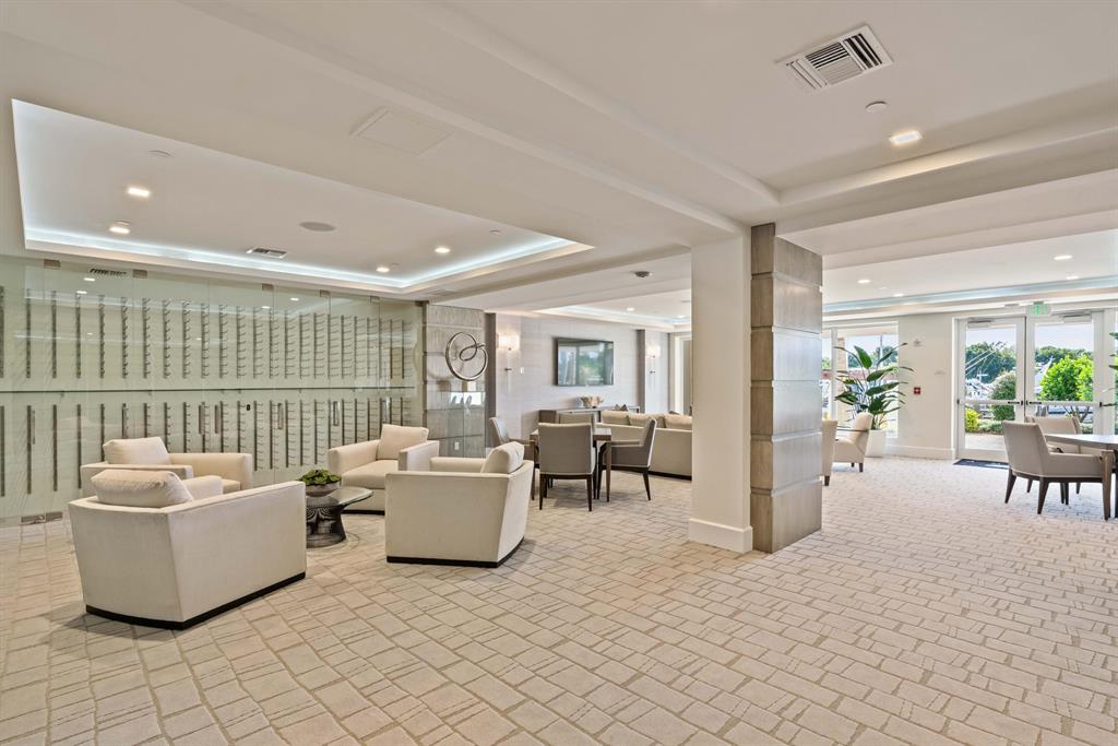 AZURE CONDO - Residential