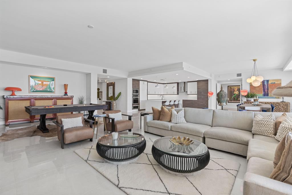 AZURE CONDO - Residential